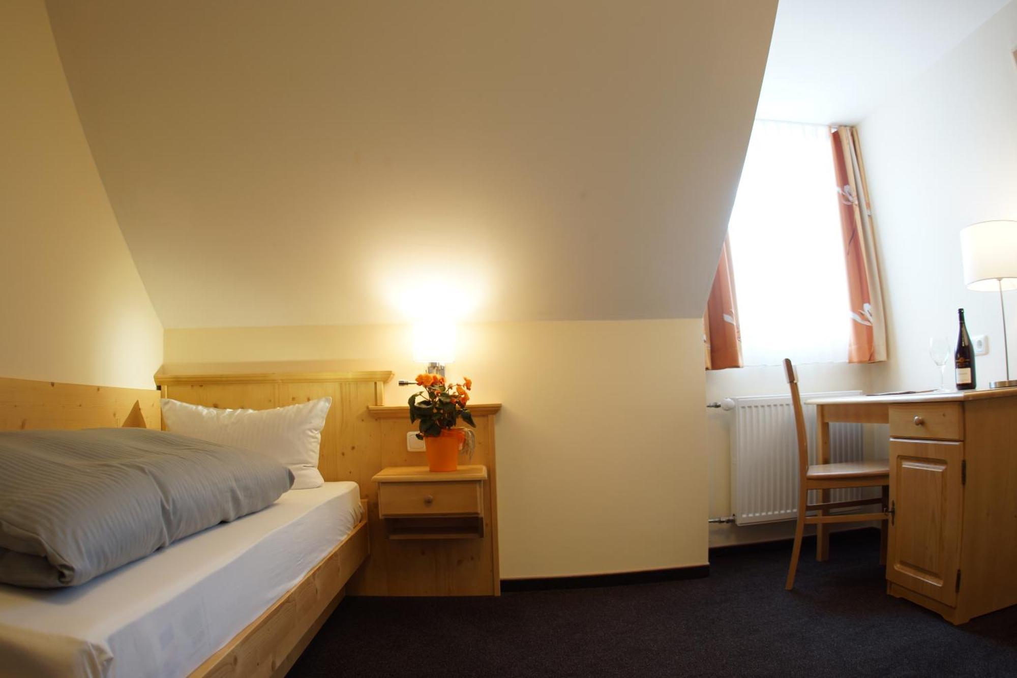 Landhotel Graetz Emmering  الغرفة الصورة