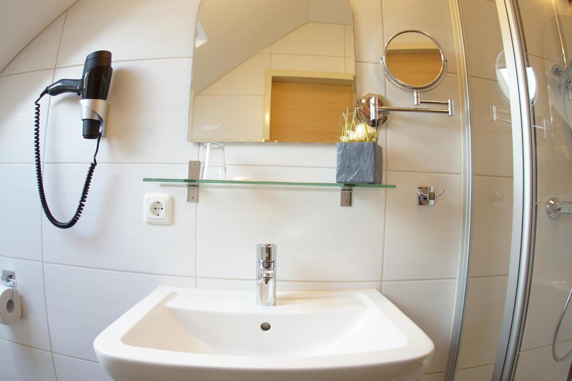Landhotel Graetz Emmering  الغرفة الصورة