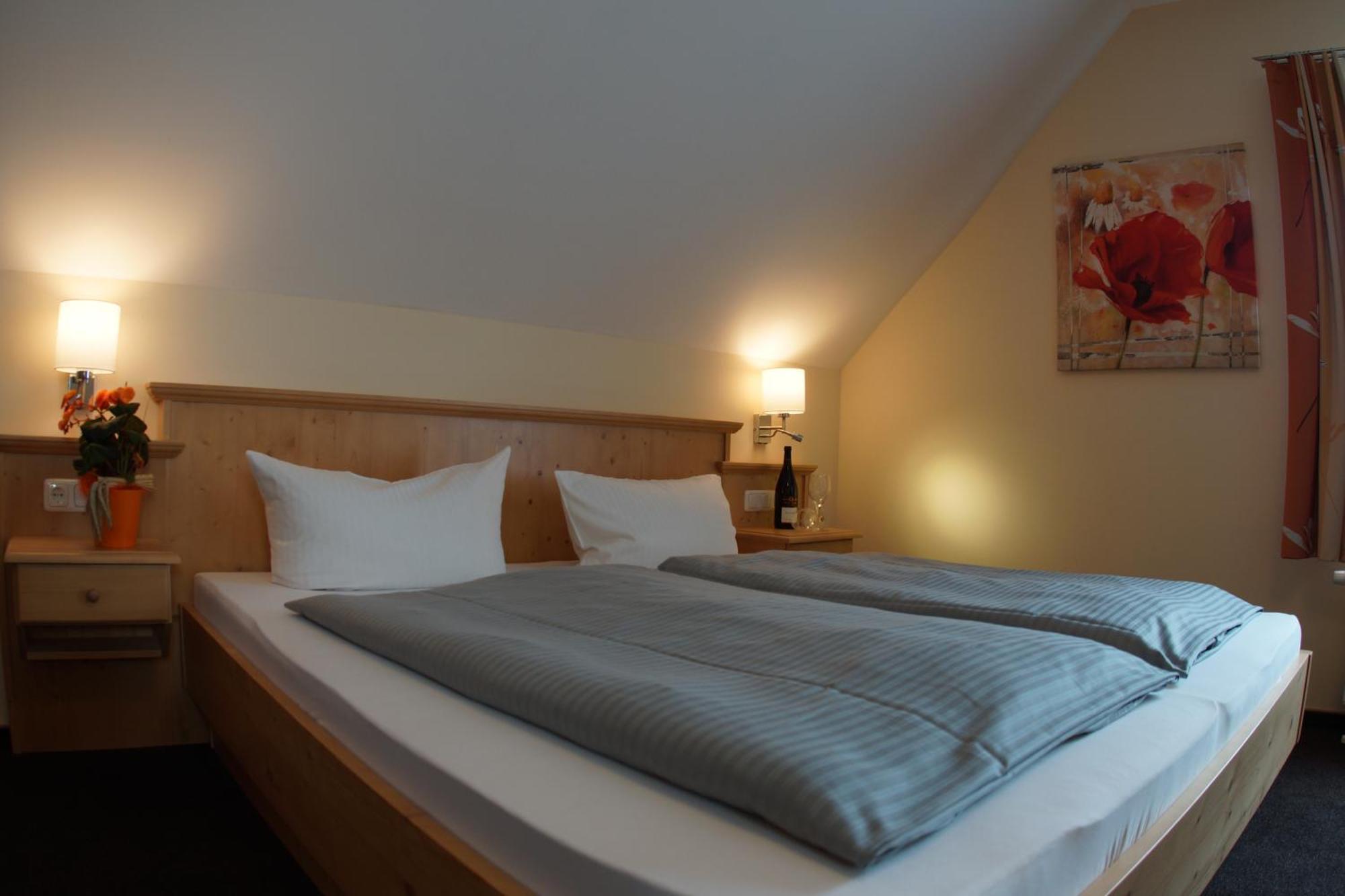 Landhotel Graetz Emmering  الغرفة الصورة