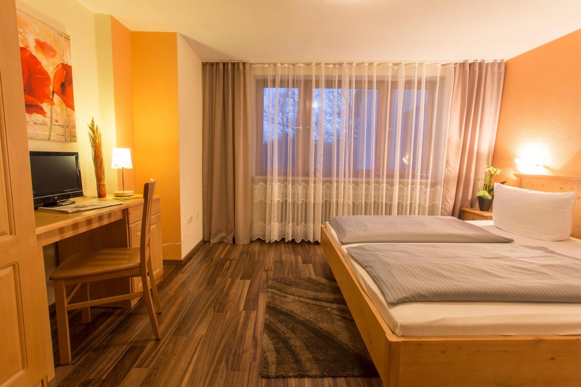 Landhotel Graetz Emmering  الغرفة الصورة